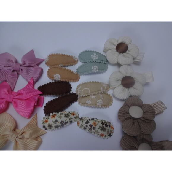 Lot of 20 Toddler Girl Hair Clips – Bows, Flowers & Fabric Snap Barrettes - Picture 3 of 6